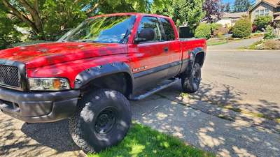 2000 Dodge Ram 1500 - Laramie Pickup 4D 6 1\/4 ft