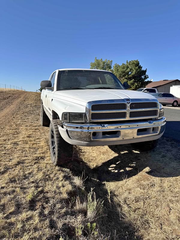 1999 Dodge Ram 1500 - Short Bed