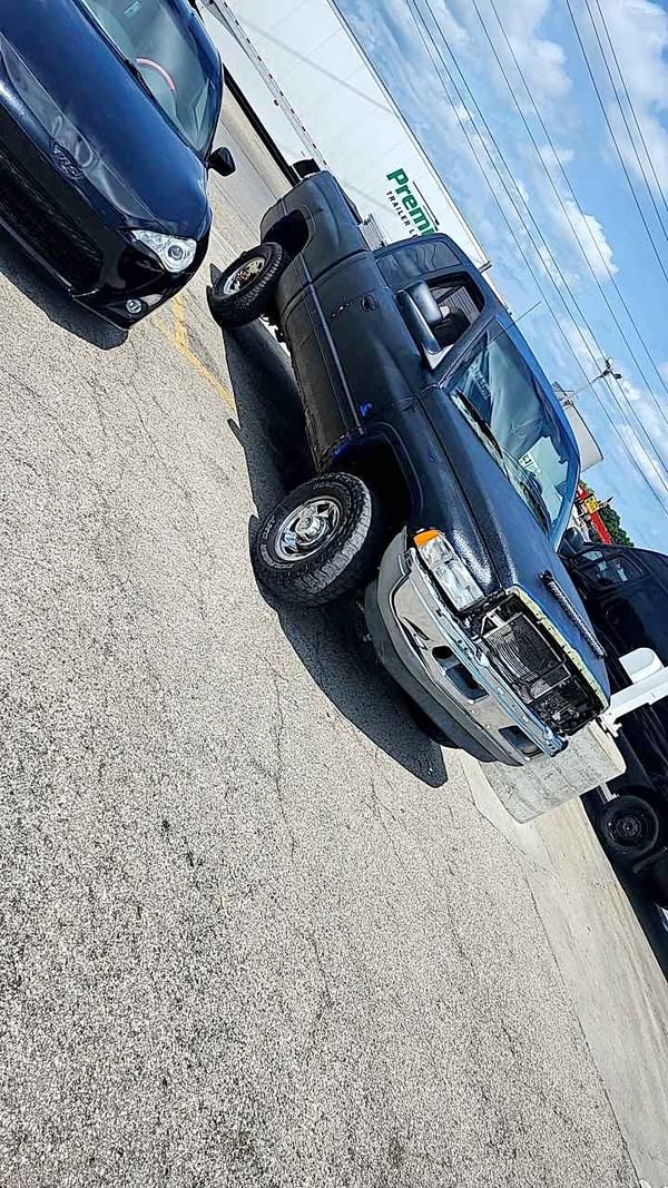 1999 Dodge Ram 2500 Club Cab - Short Bed