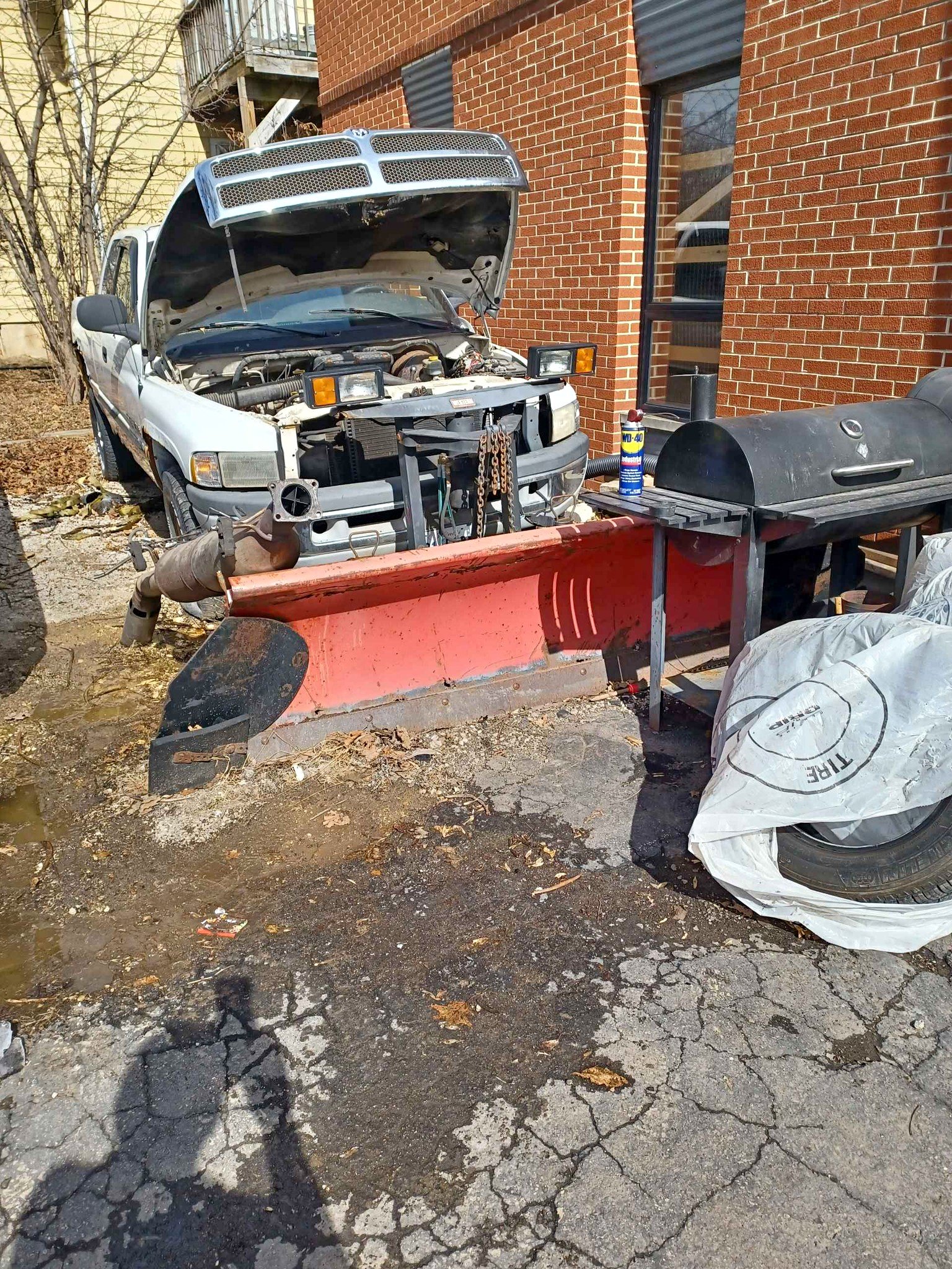 2000 Dodge Ram 1500 Club Cab - Short Bed