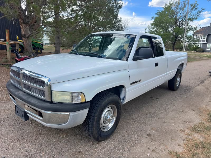 2001 Dodge Ram 2500 Quad Cab - ST Pickup 4D 8 ft