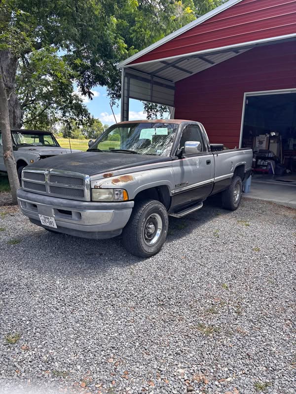 1995 Dodge Ram 1500 Regular Cab - SLT Pickup 2D 8 ft