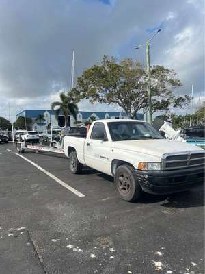 1999 Dodge Ram 1500 Regular Cab - Short Bed