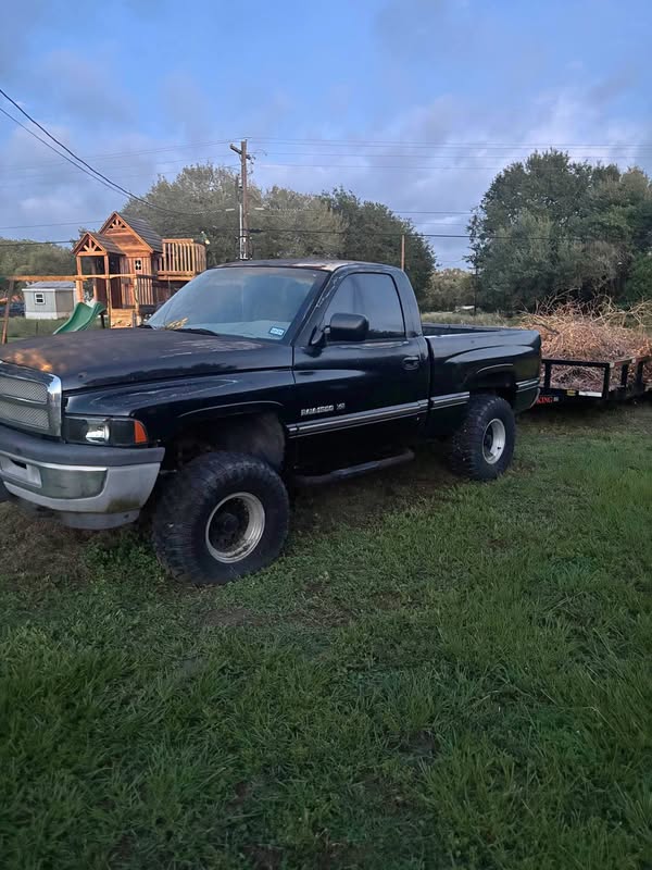 1994 Dodge Ram 1500 - Laramie Pickup 4D 5 1\/2 ft