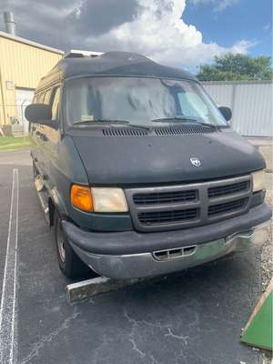 2001 Dodge Ram Van 1500 - Van