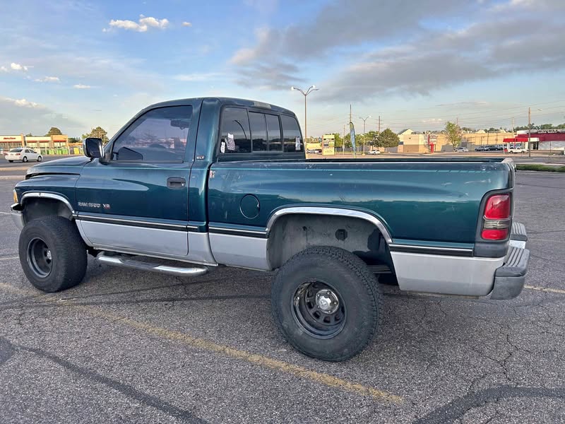 1994 Dodge Ram 1500 Regular Cab - Short Bed