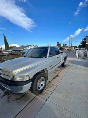 2001 Dodge Ram 1500 5.2  SLT  134k