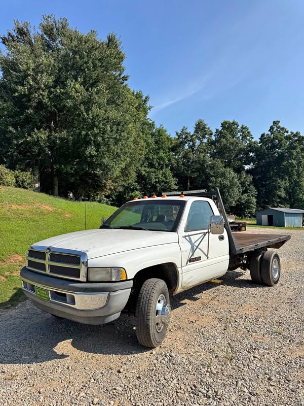 1997 Dodge Ram 3500 Regular Cab & Chassis - 167.5\