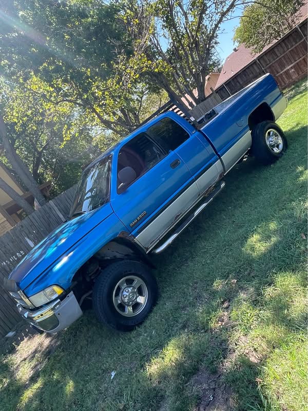 2001 Dodge Ram 2500 Quad Cab - Long Bed