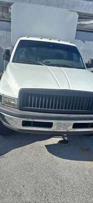 1999 Dodge Ram 3500 Club Cab - Long Bed