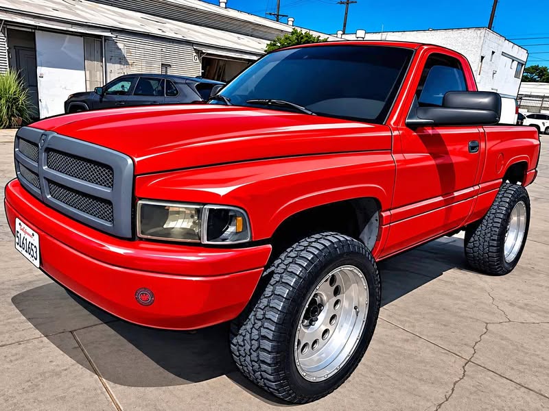 2001 Dodge Ram 1500 - Short Bed
