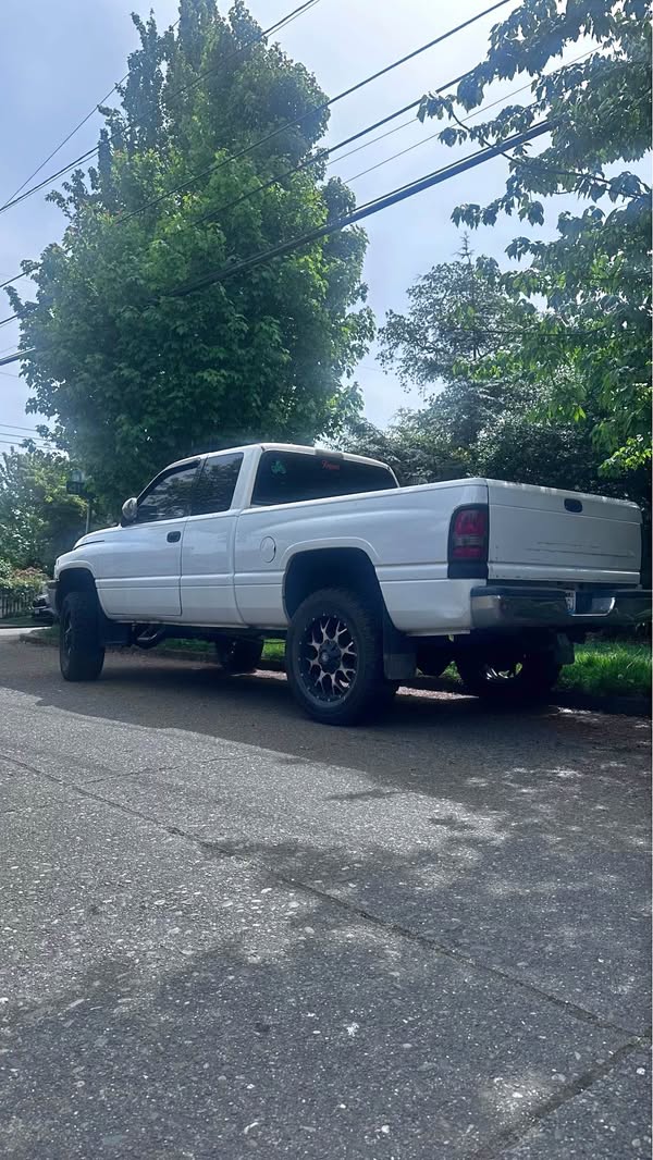 1997 Dodge Ram 1500 Quad Cab - SLT Pickup 4D 6 1\/4 ft