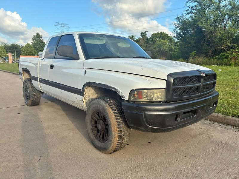 2001 Dodge Ram 1500 - SXT Pickup 2D 8 ft
