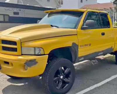 2000 Dodge Ram 1500 Quad Cab - SLT Pickup 4D 6 1\/4 ft