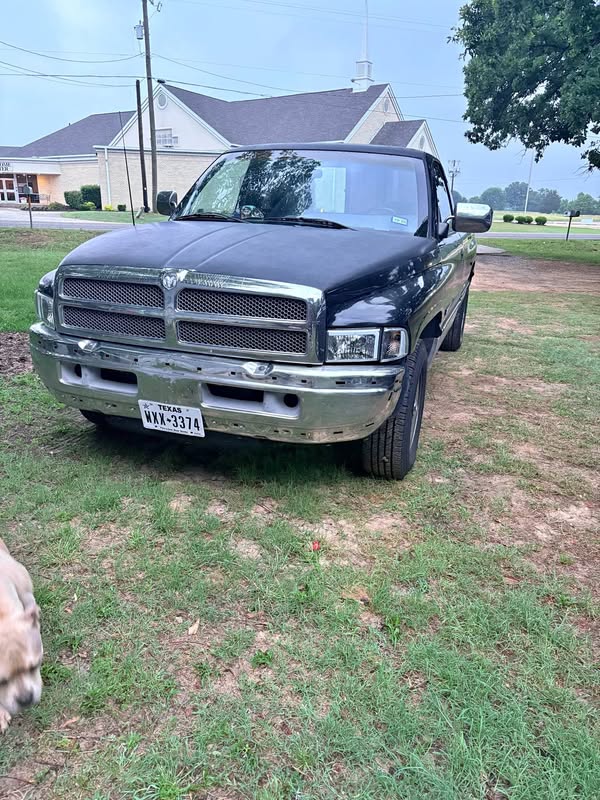 1994 Dodge Ram 1500 \u2013 5.9 Magnum \u2013 RUNS STRONG. Daily driver. Will take you anywhere