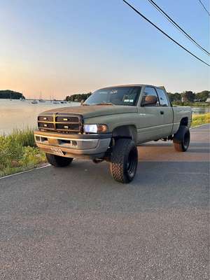 2001 Dodge Ram 2500 Crew Cab - ST Pickup 4D 6 1\/3 ft