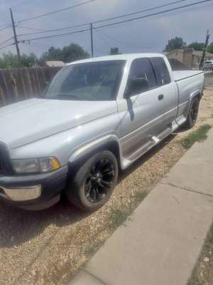 1999 Dodge Ram 1500 Club Cab - Short Bed