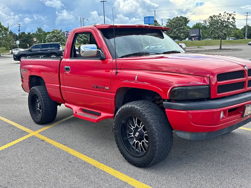 1997 Dodge Ram 1500 Regular Cab - Short Bed