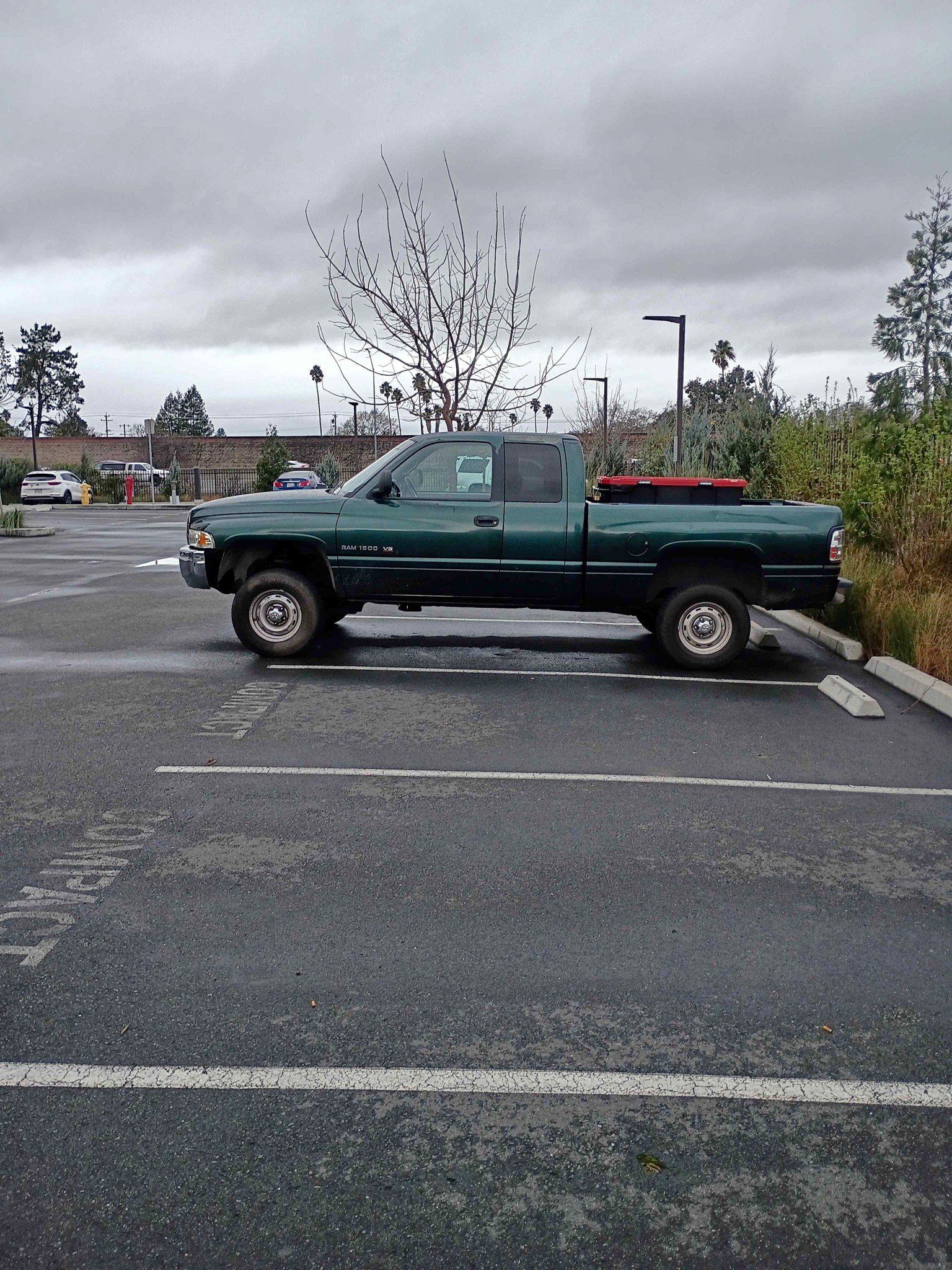 2001 Dodge Ram 1500 Quad Cab - SLT Pickup 4D 6 1\/4 ft