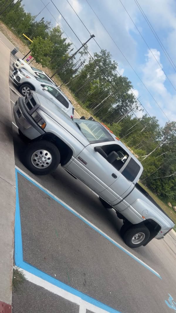 2001 Dodge Ram 3500 Quad Cab - Long Bed