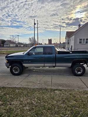 1998 Dodge Ram 2500 - SXT Pickup 4D 8 ft