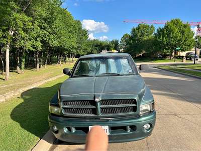 2000 Dodge Ram 1500 Club Cab - Short Bed