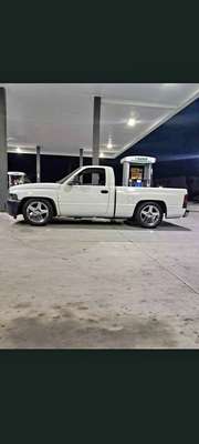 2001 Dodge Ram 1500 - SLT Pickup 2D 6 1\/3 ft