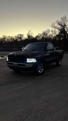 2001 Dodge Ram 1500 Regular Cab - Short Bed