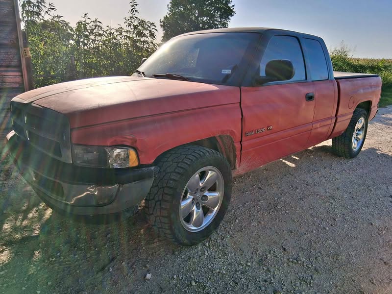 2001 Dodge Ram 1500 Crew Cab - ST Pickup 4D 5 1\/2 ft