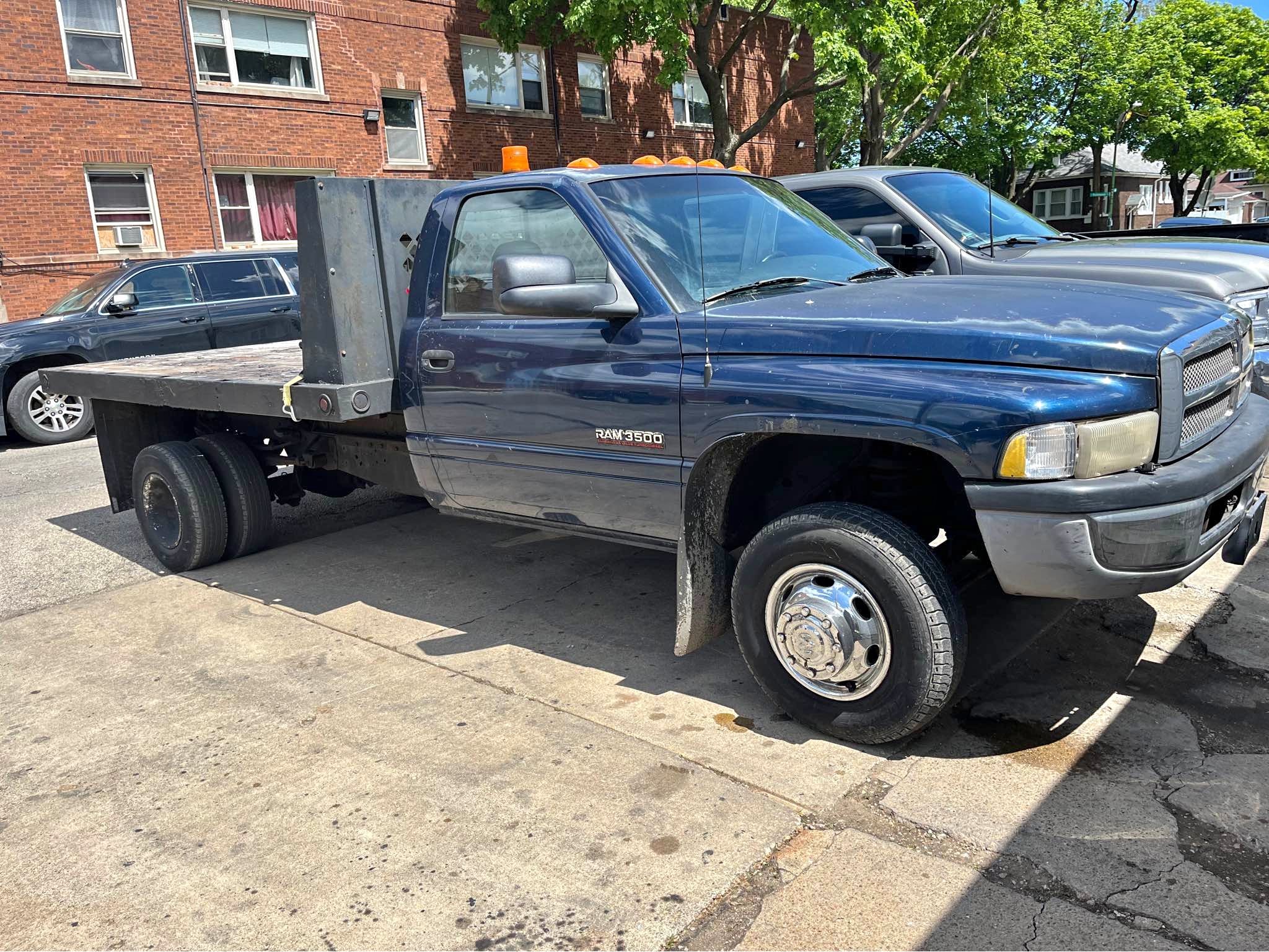 2001 Dodge Ram 3500 Quad Cab & Chassis - Truck