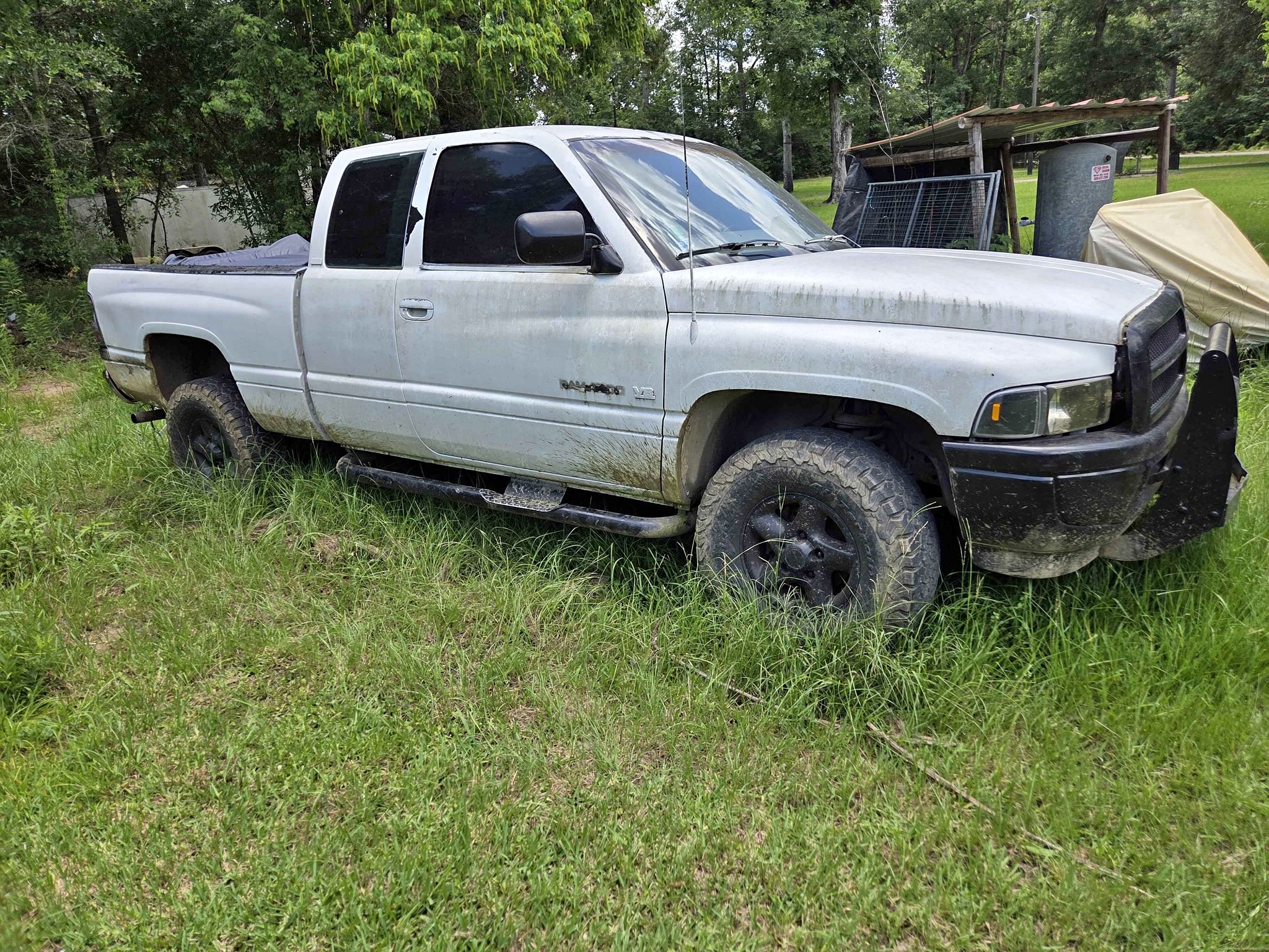 1997 Dodge Ram 1500 Club Cab - Long Bed