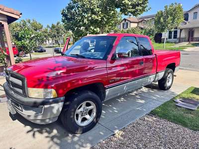 1997 Dodge Ram 1500 Club Cab - Short Bed