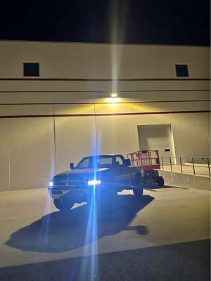 1998 Dodge Ram 1500 - Laramie Pickup 2D 6 1\/4 ft