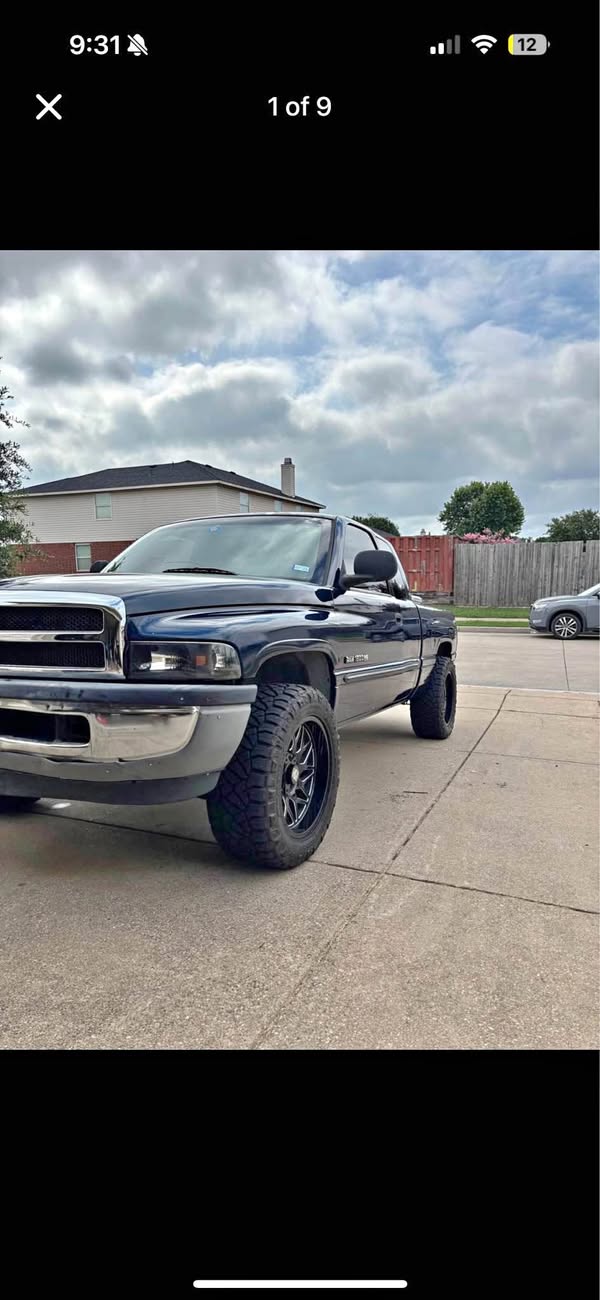 2001 Dodge Ram 1500 - SLT Pickup 2D 6 1\/4 ft