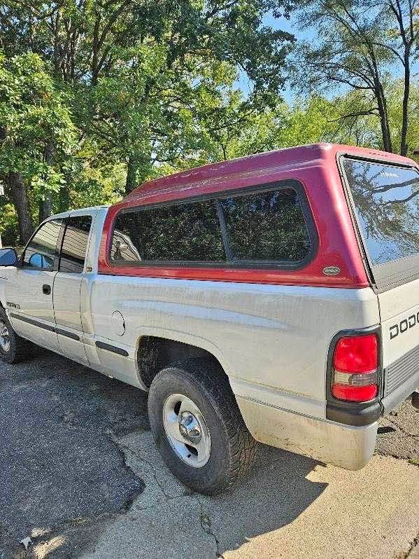 2001 Dodge Ram 1500 Club Cab - Short Bed