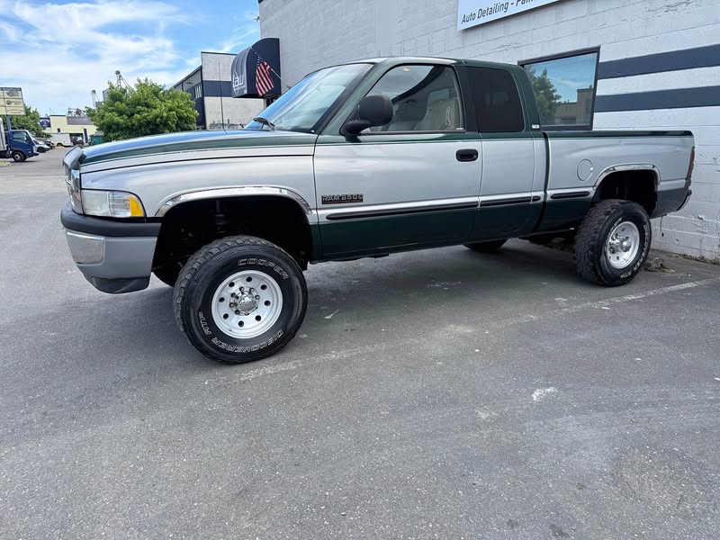 1998 Dodge Ram 2500 Quad Cab - Laramie Pickup 4D 6 1\/4 ft