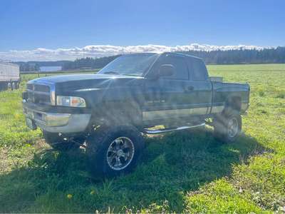 2001 Dodge Ram 1500 Quad Cab - Laramie Pickup 4D 6 1\/3 ft
