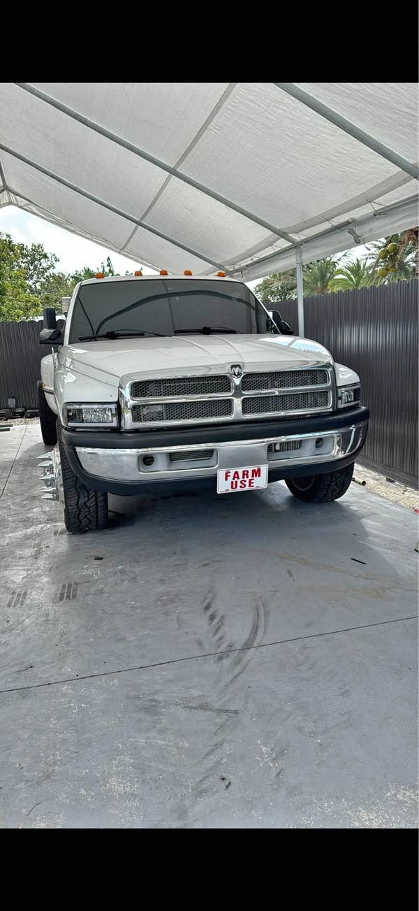 1994 Dodge Ram 3500 Club Cab - Long Bed