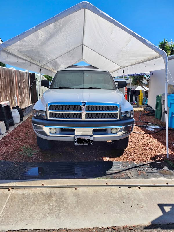 1999 Dodge Ram 1500 Quad Cab - Laramie Pickup 4D 8 ft