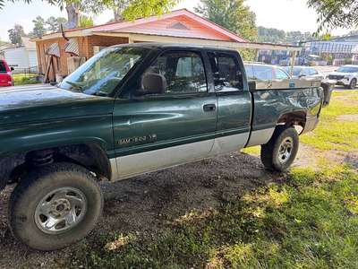 1999 Dodge Ram 1500 - Laramie Pickup 4D 5 1\/2 ft