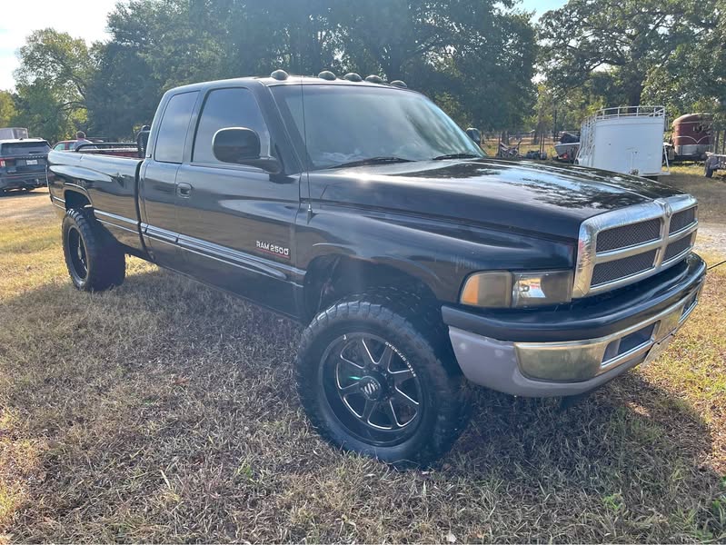 2001 Dodge Ram 2500 - Long Bed