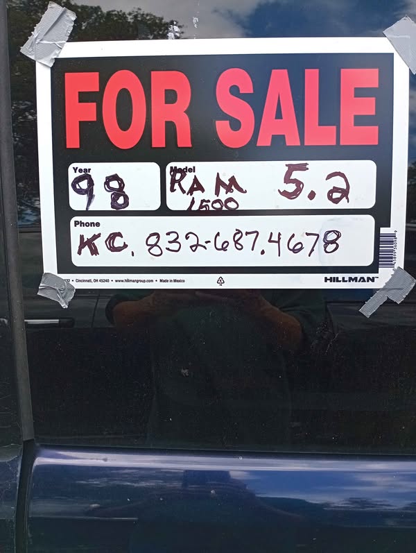 1998 Dodge Ram 1500 - SLT Pickup 2D 6 1\/4 ft