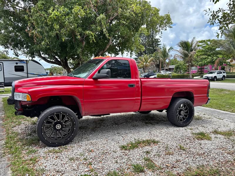 1996 Dodge Ram 2500 - SLT Pickup 2D 8 ft
