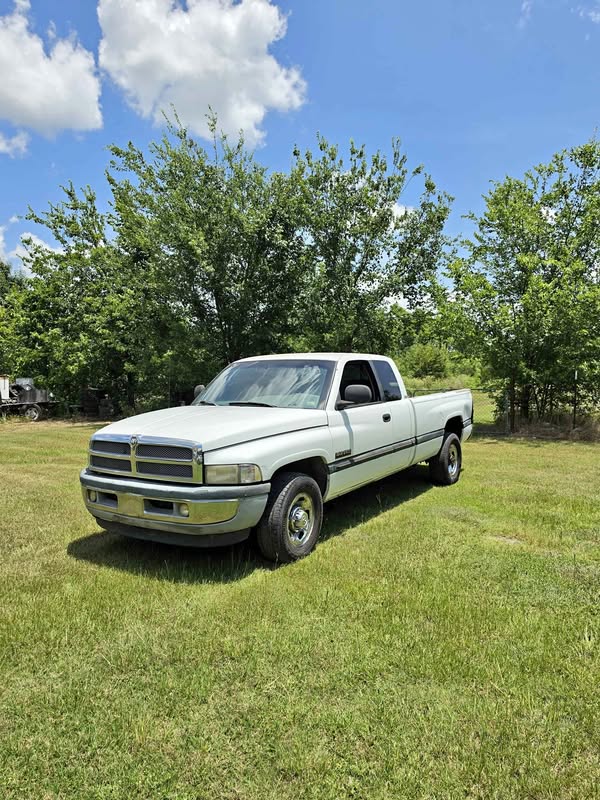 1999 Dodge Ram 2500 - Laramie Pickup 4D 8 ft