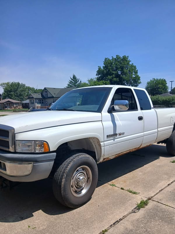1997 Dodge Ram 2500 Club Cab - Long Bed