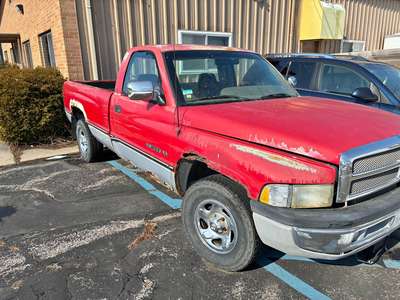 1995 Dodge Ram 1500 - ST Pickup 4D 5 1\/2 ft