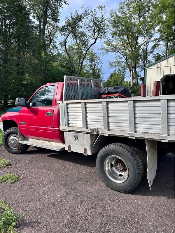 1999 Dodge Ram 3500 - 143.5\