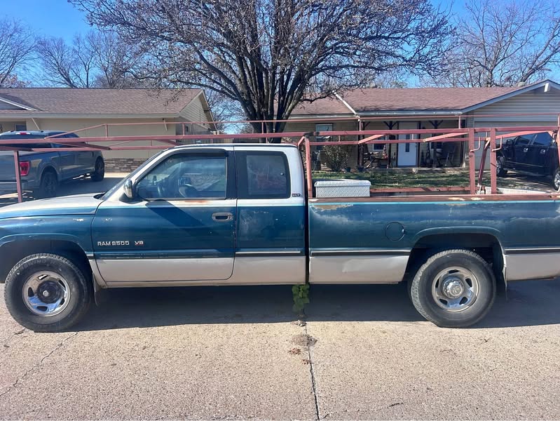 1995 Dodge Ram 2500 Crew Cab - Laramie Pickup 4D 8 ft