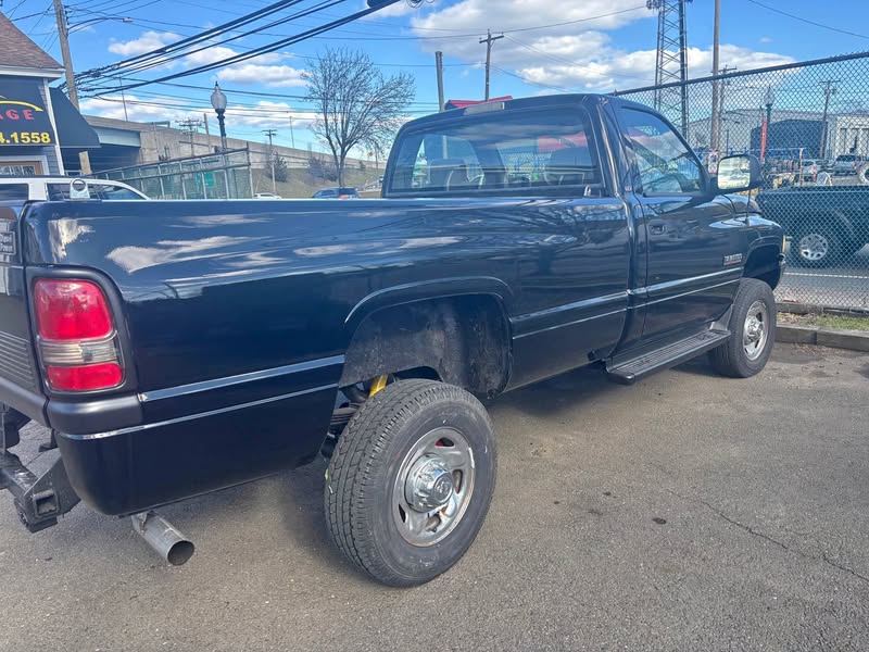 1995 Dodge Ram 2500 Club Cab - Long Bed