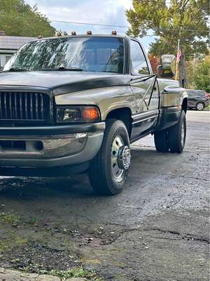 1995 Dodge Ram 3500 Regular Cab - SLT Pickup 2D 8 ft